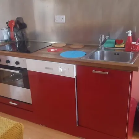 Big Flat شقة فاليتا